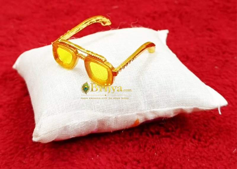 Laddu gopal Yellow With Stone Royal Glasses(1.5 inch) Laddu gopal Yellow With Stone Royal Glasses(1.5 inch)